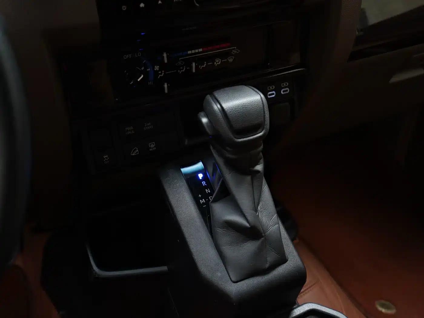 Land Cruiser (Imported) LC76 2024 Model 2.8T Diesel — миниатюра 25