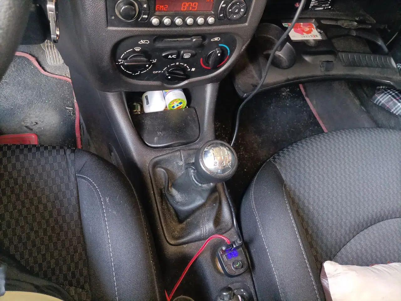 Peugeot 207 2011 Sedan 1.4L Manual Yule Edition — миниатюра 14