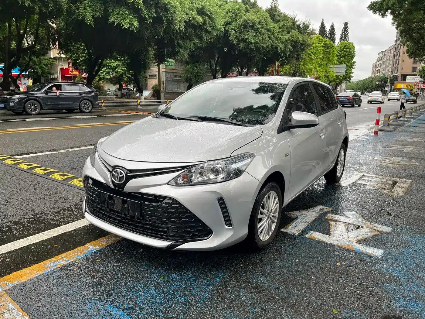 Vios FS 2017 1.5L CVT Sport Edition — миниатюра 1