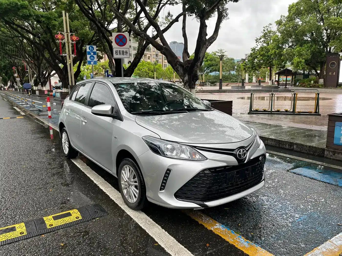 Vios FS 2017 1.5L CVT Sport Edition — миниатюра 3