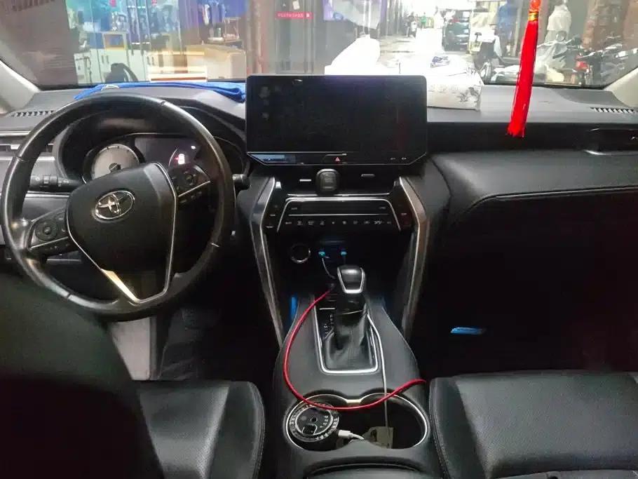 HARRIER 2022 2.0L CVT 2WD Premium Edition — миниатюра 12
