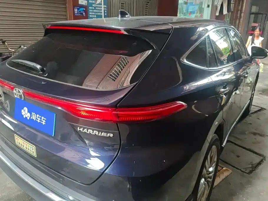 HARRIER 2022 2.0L CVT 2WD Premium Edition — миниатюра 3
