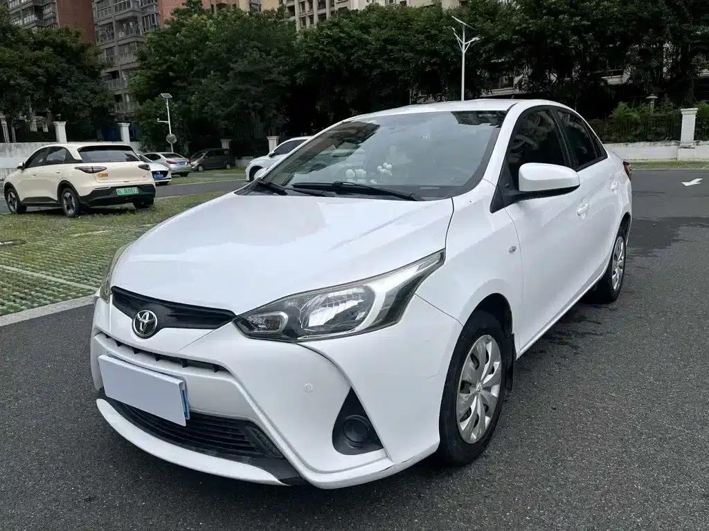 YARiS L 2017 1.5E CVT Dynamic Edition — миниатюра 1