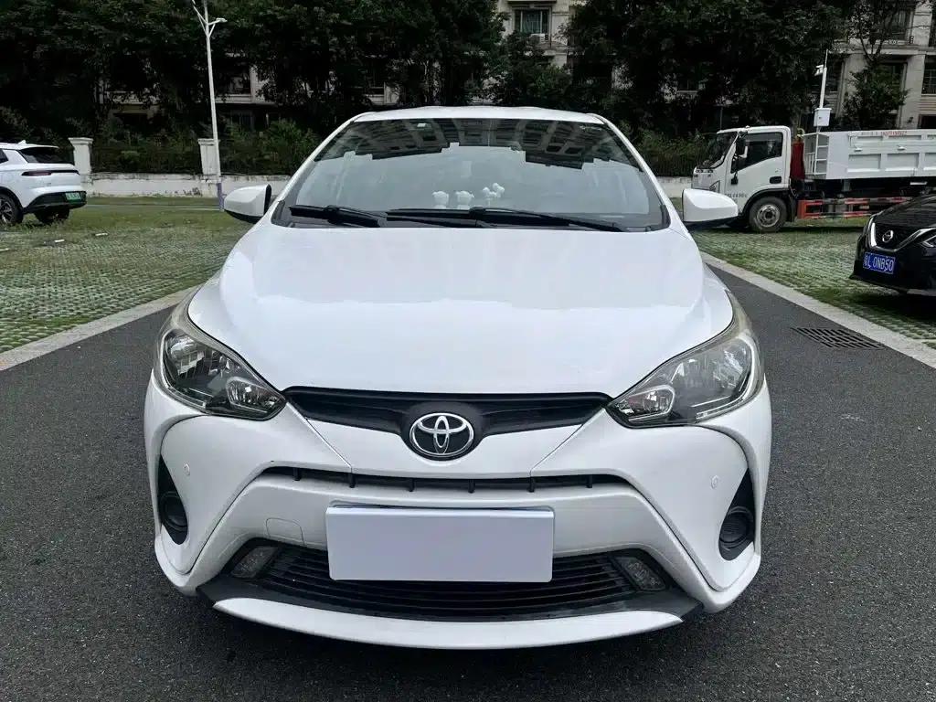 YARiS L 2017 1.5E CVT Dynamic Edition — миниатюра 2