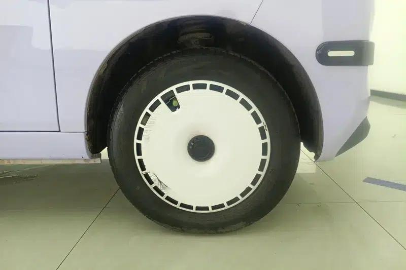 Ice Cream 2025 Model 205km/h Energetic Edition — миниатюра 8