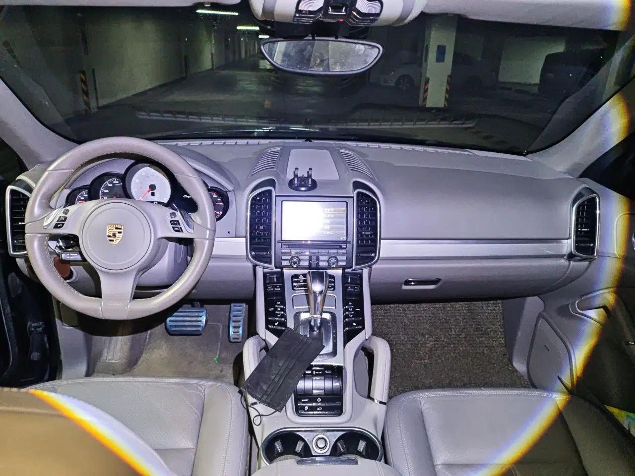 Porsche Cayenne 2011 Cayenne S 4.8L — миниатюра 9