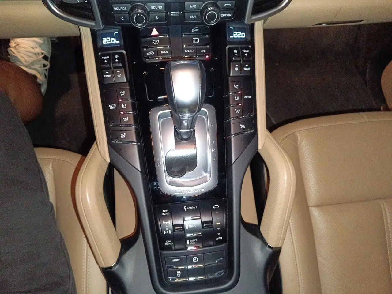 Porsche Cayenne 2016 Cayenne 3.0T — миниатюра 14