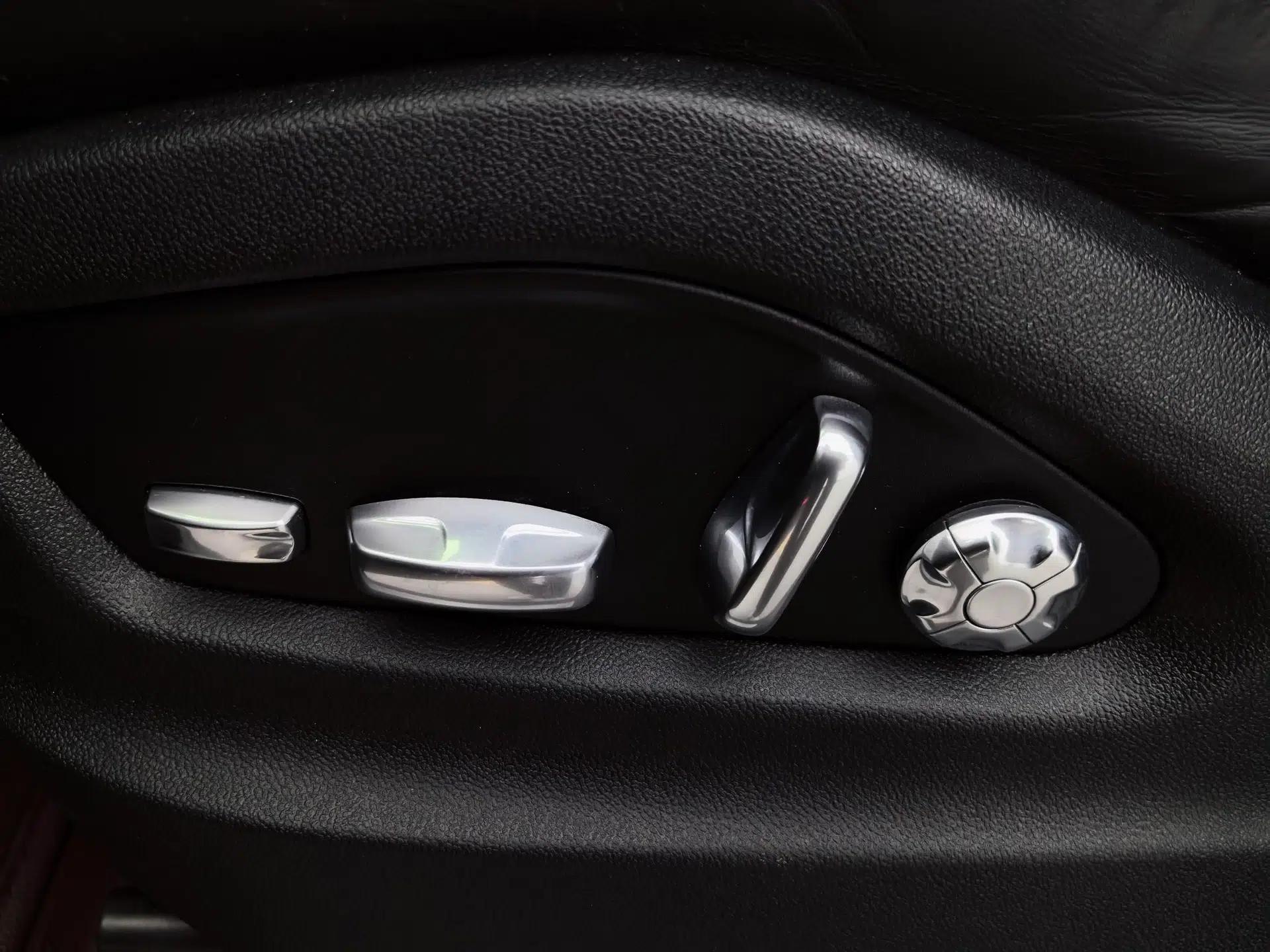 Porsche Cayenne 2018 Cayenne 3.0T — миниатюра 40