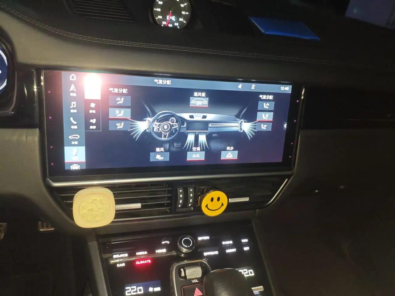 Porsche Cayenne Porsche Cayenne 2018, 2.9-liter, automatic, 5 seats (parallel import) — миниатюра 13