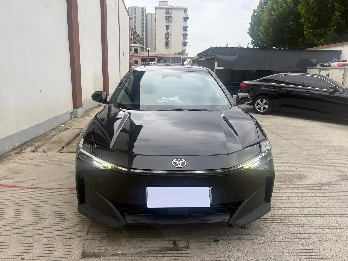 Toyota BZ3 2023 model, 517km, Elite PRO — миниатюра 2