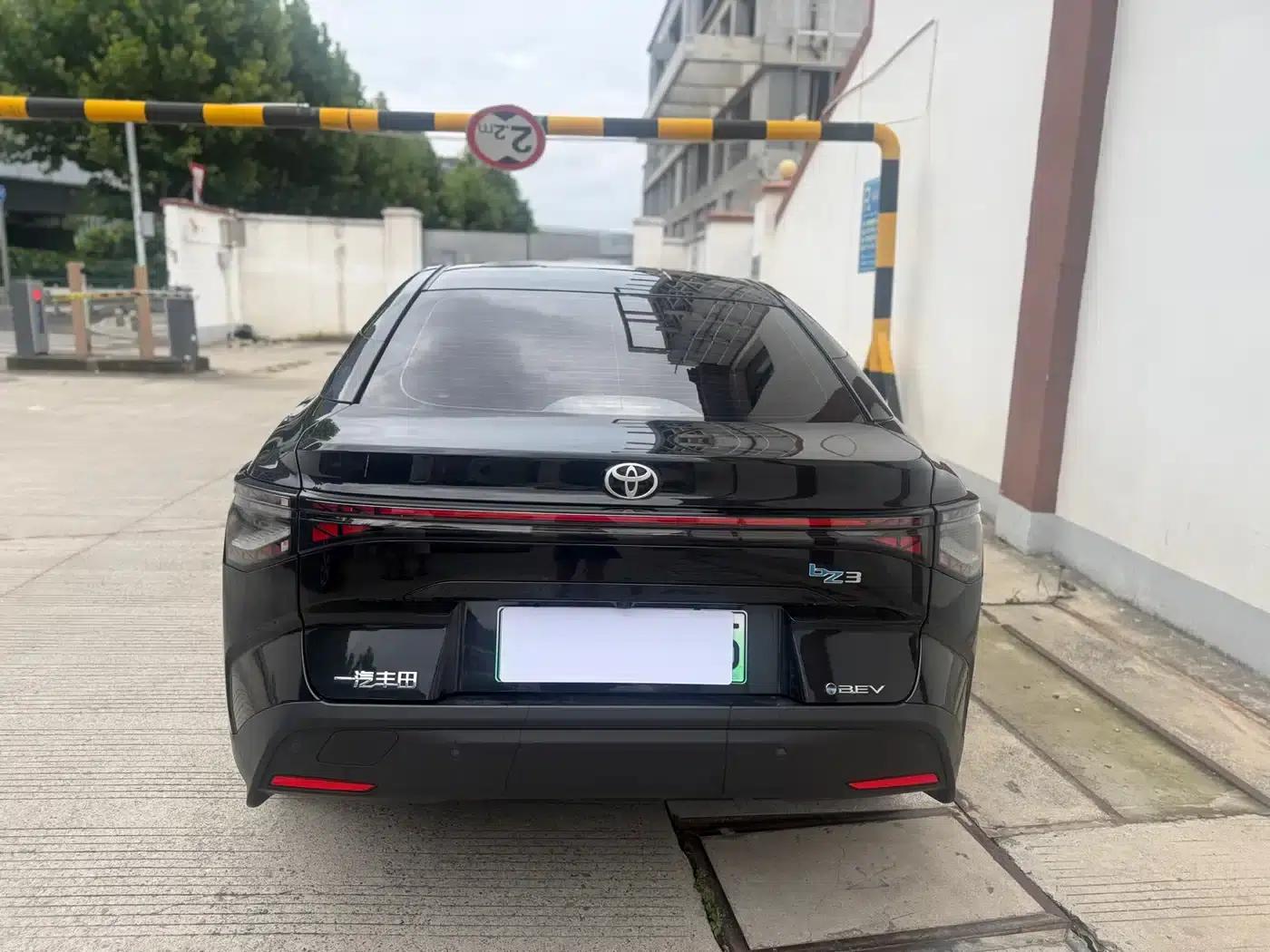 Toyota BZ3 2023 model, 517km, Elite PRO — миниатюра 10