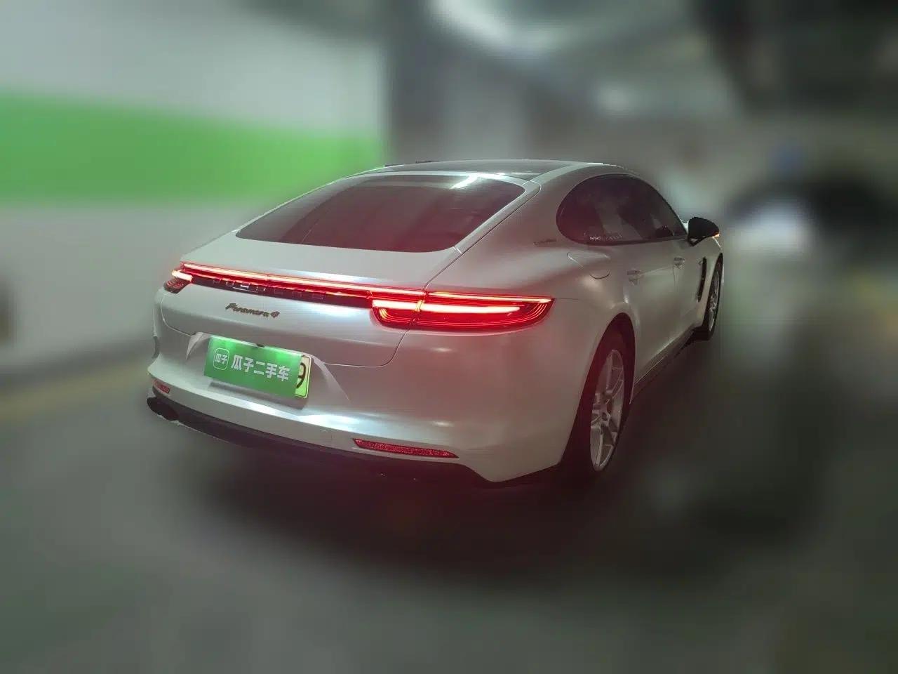 Porsche Panamera 2017 Panamera 4 E-Hybrid Executive Long Wheelbase 2.9T — миниатюра 6