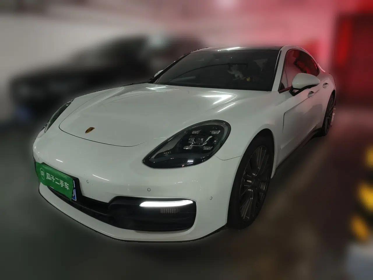 Porsche Panamera 2023 Panamera 2.9T Platinum Edition — миниатюра 1