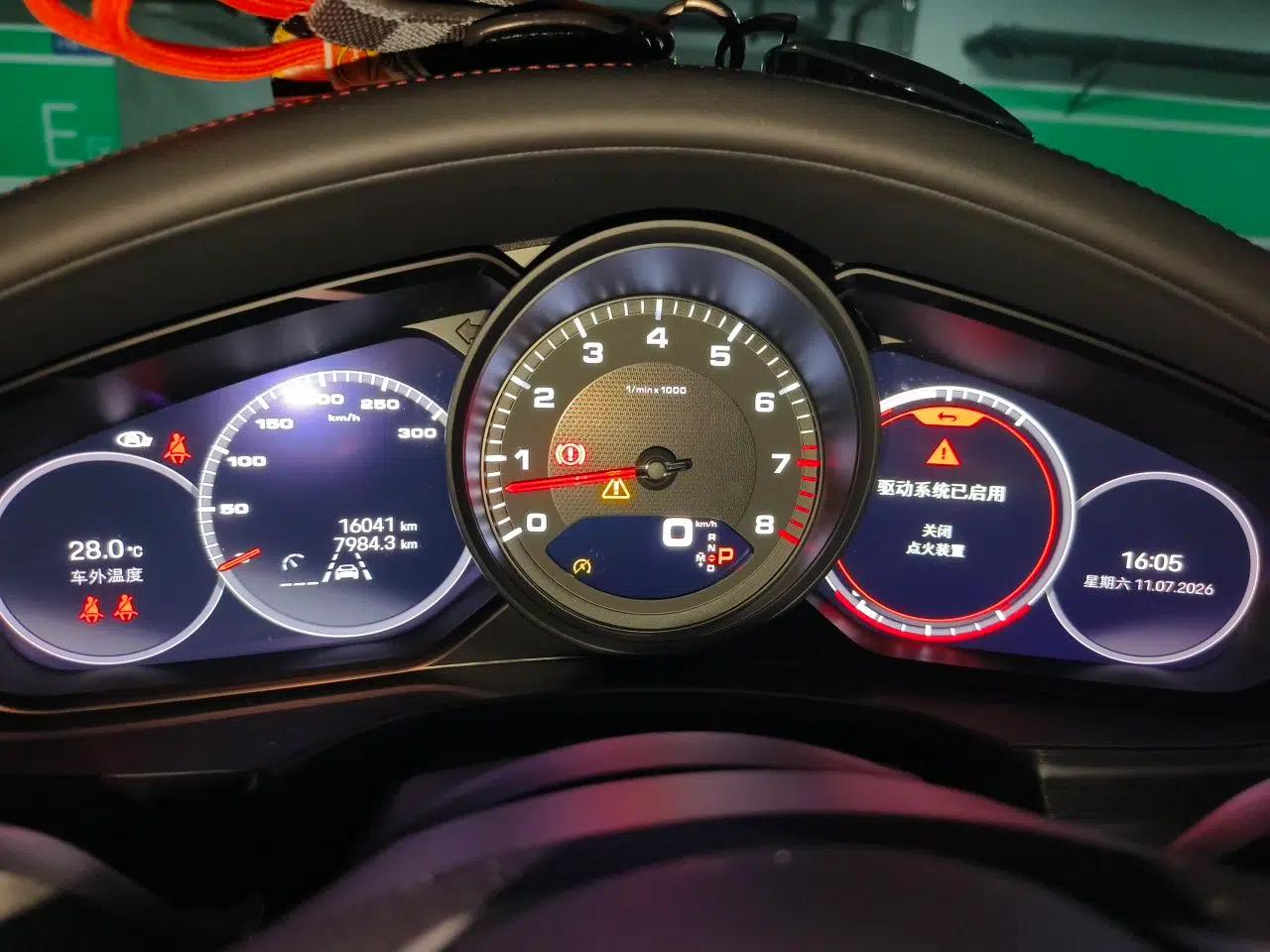 Porsche Panamera 2023 Panamera 2.9T Platinum Edition — миниатюра 11