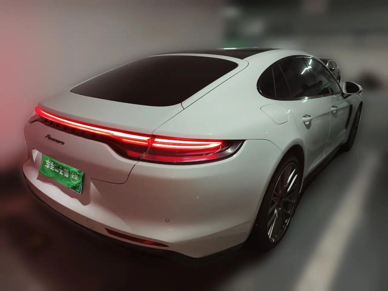 Porsche Panamera 2023 Panamera 2.9T Platinum Edition — миниатюра 6