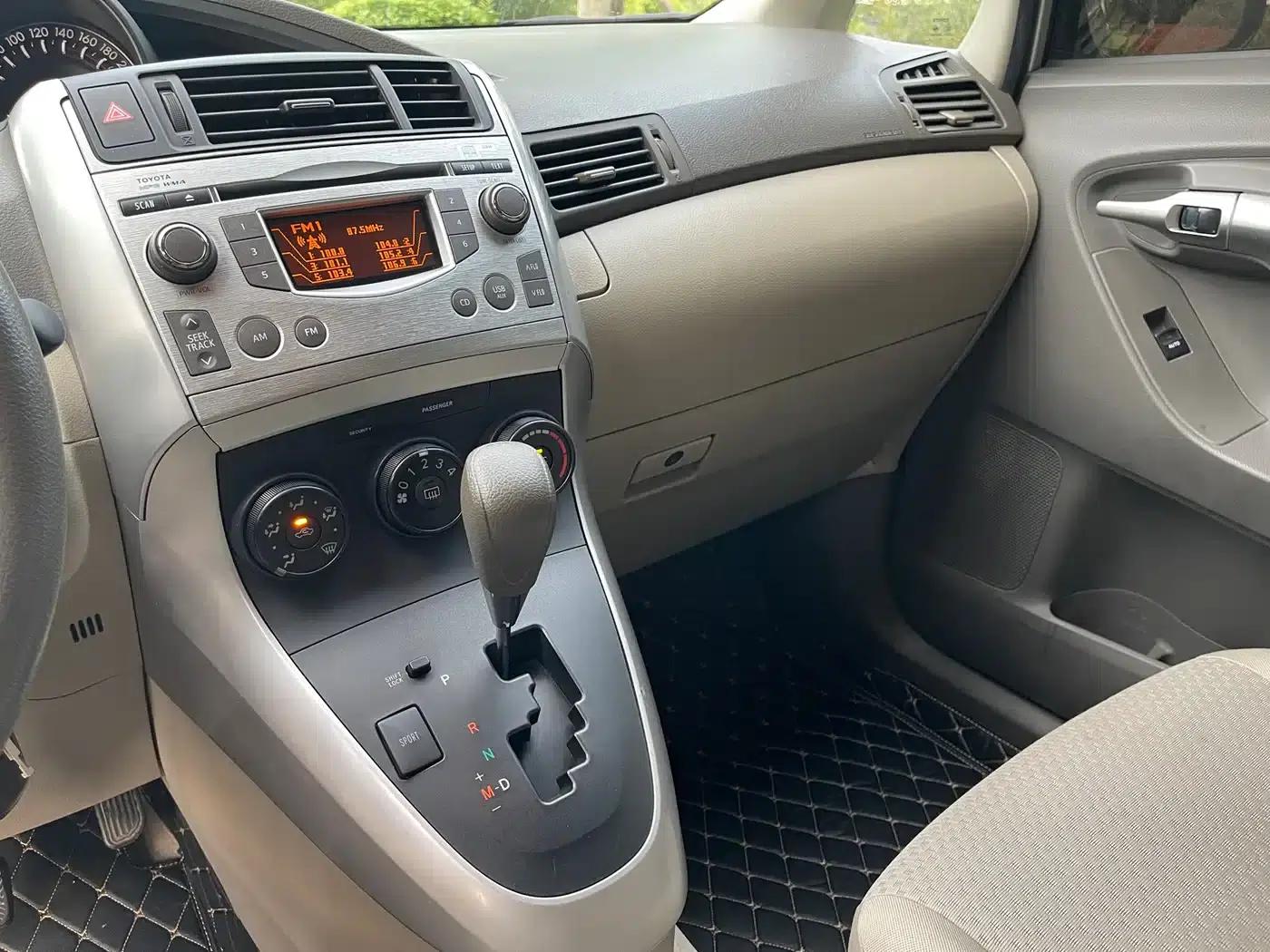E'Z 2012 180G CVT Comfort Multi-functional Edition — миниатюра 6