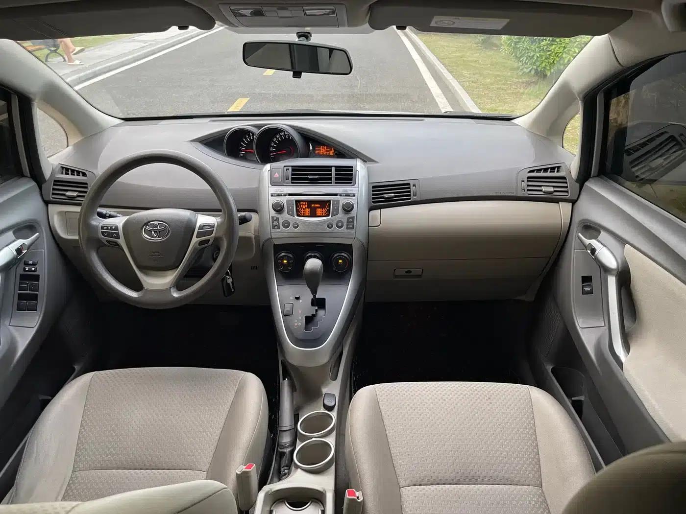 E'Z 2012 180G CVT Comfort Multi-functional Edition — миниатюра 8