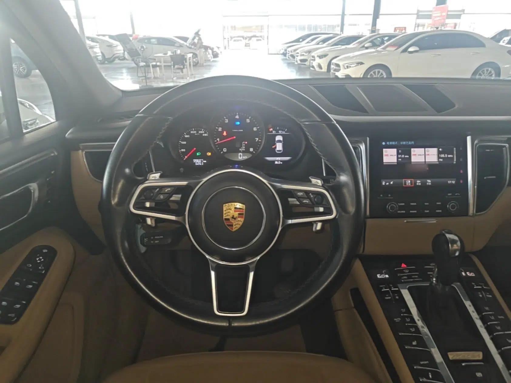 Porsche Macan 2017 Macan 2.0T — миниатюра 13