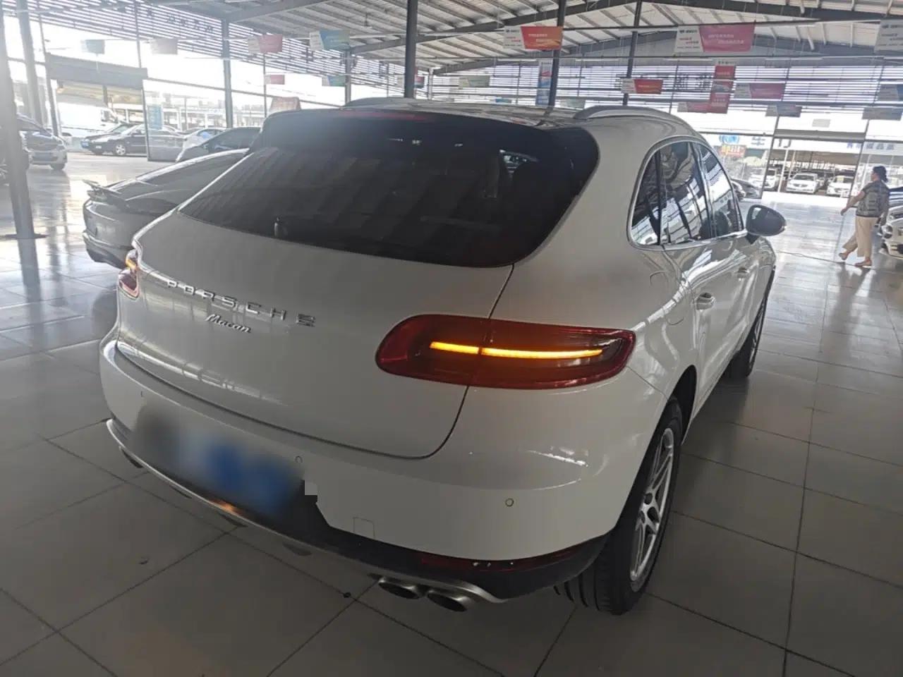Porsche Macan 2017 Macan 2.0T — миниатюра 6