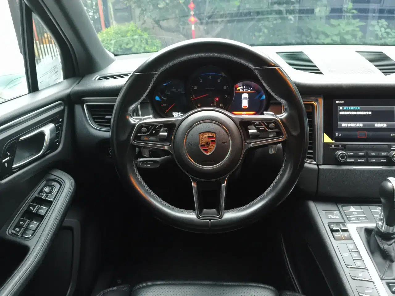 Porsche Macan 2016 Macan 2.0T — миниатюра 10