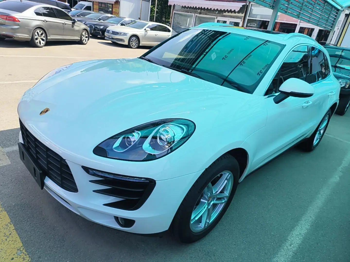 Porsche Macan 2017 Macan 2.0T — миниатюра 1