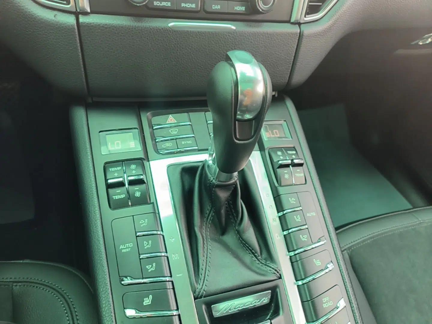 Porsche Macan 2017 Macan 2.0T — миниатюра 16