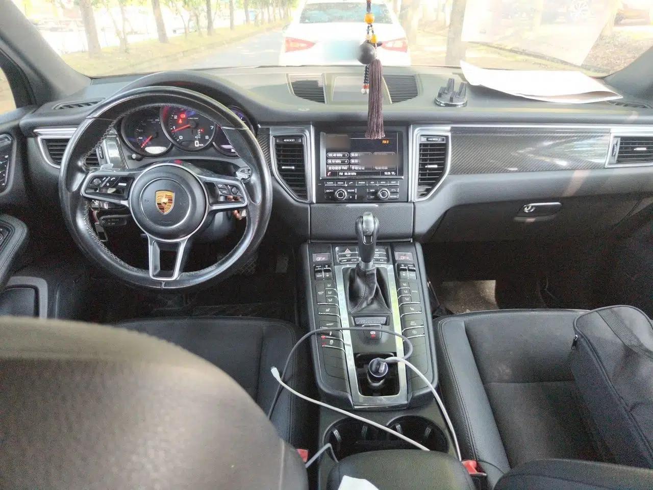 Porsche Macan 2016 Macan 2.0T — миниатюра 9