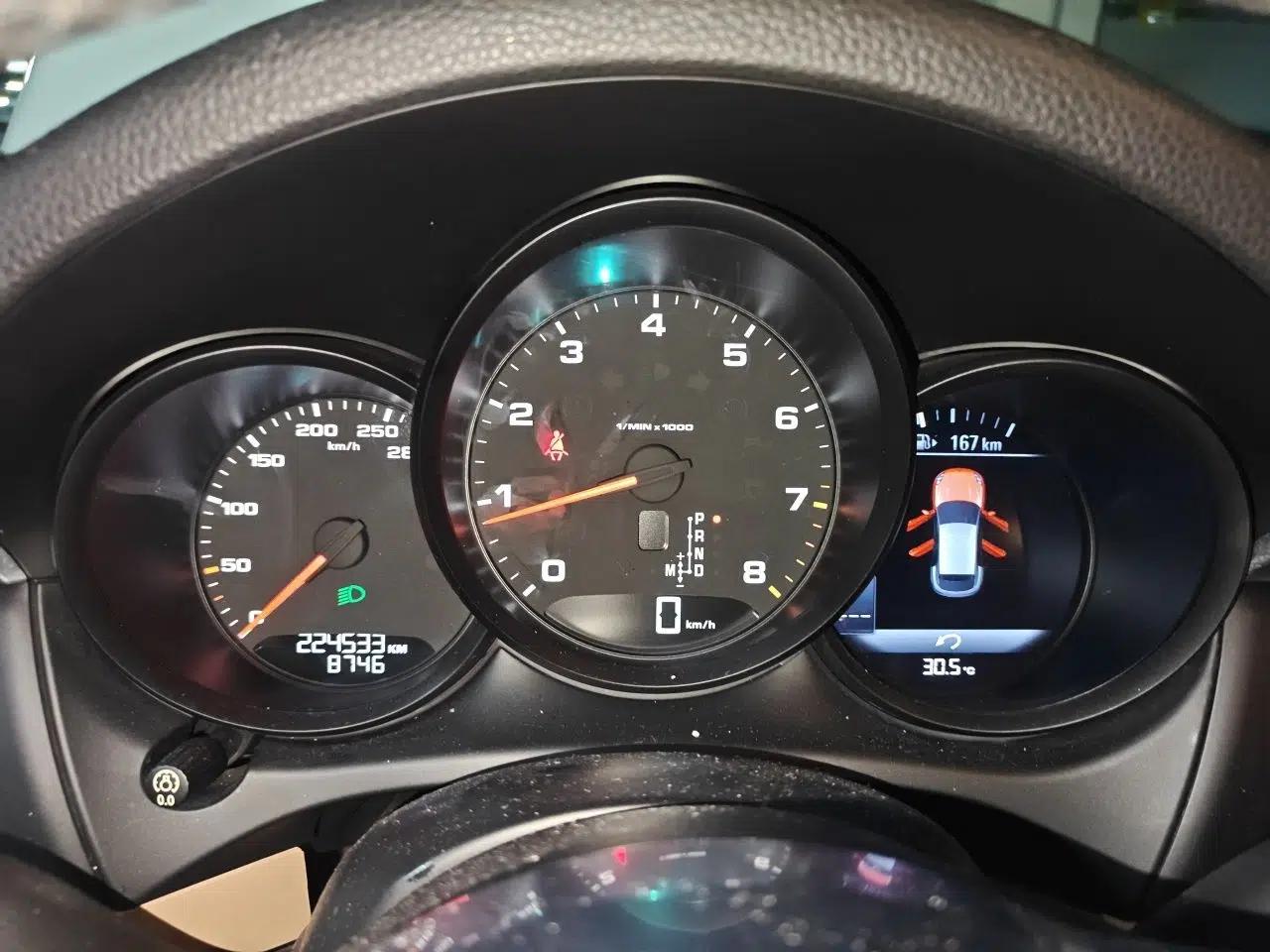Porsche Macan 2017 Macan 2.0T — миниатюра 11