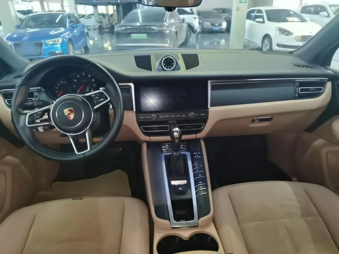 Porsche Macan 2018 Macan 2.0T — миниатюра 17