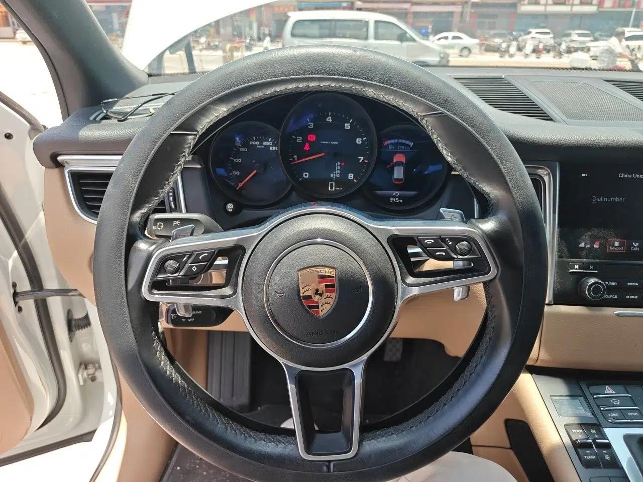 Porsche Macan 2017 Macan 2.0T — миниатюра 10
