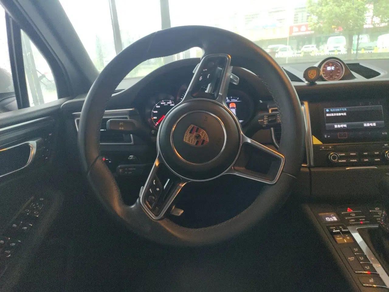 Porsche Macan 2017 Macan 2.0T — миниатюра 10
