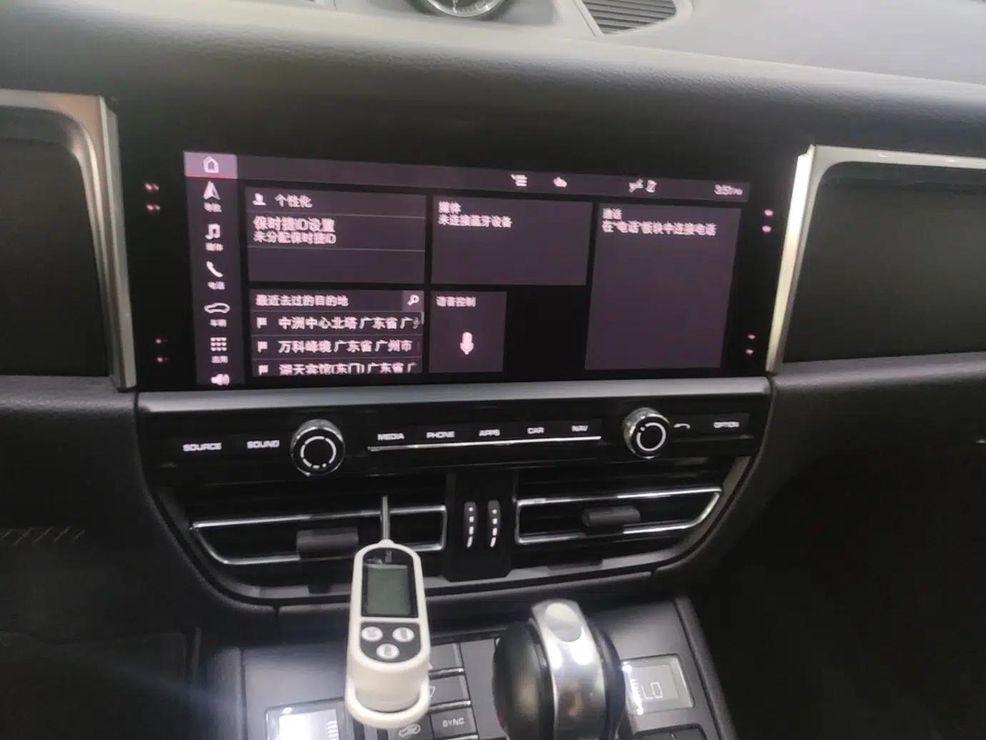 Porsche Macan 2021 Macan 2.0T — миниатюра 22