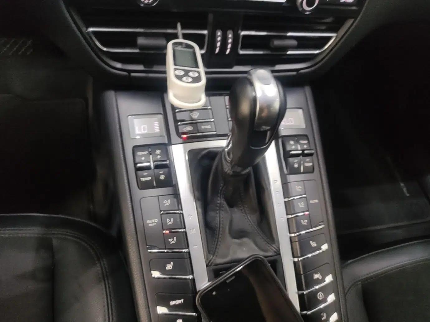 Porsche Macan 2021 Macan 2.0T — миниатюра 23