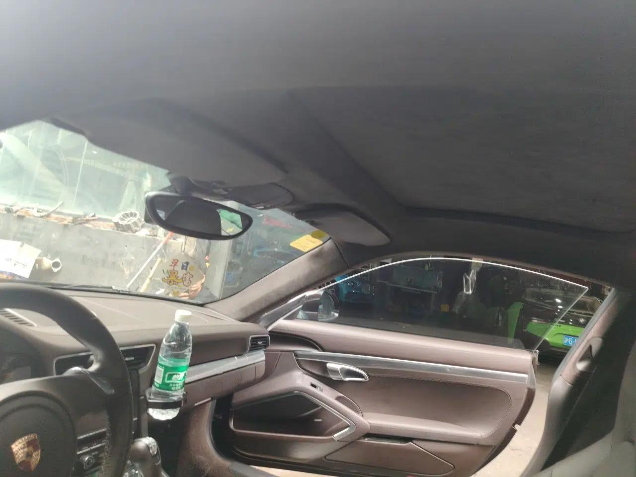 Porsche 911 2013 Carrera 4 3.4L — миниатюра 18