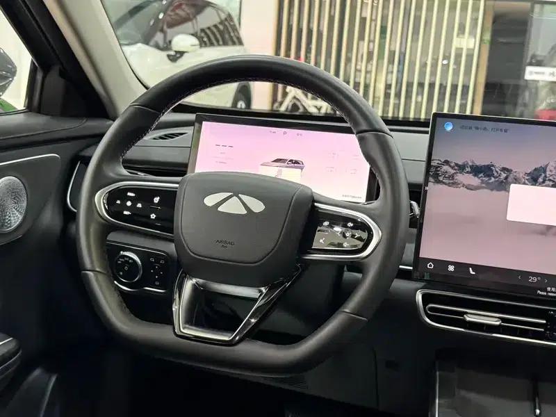 Fengyun A8L 2025 Model 145km Luxury Edition — миниатюра 9