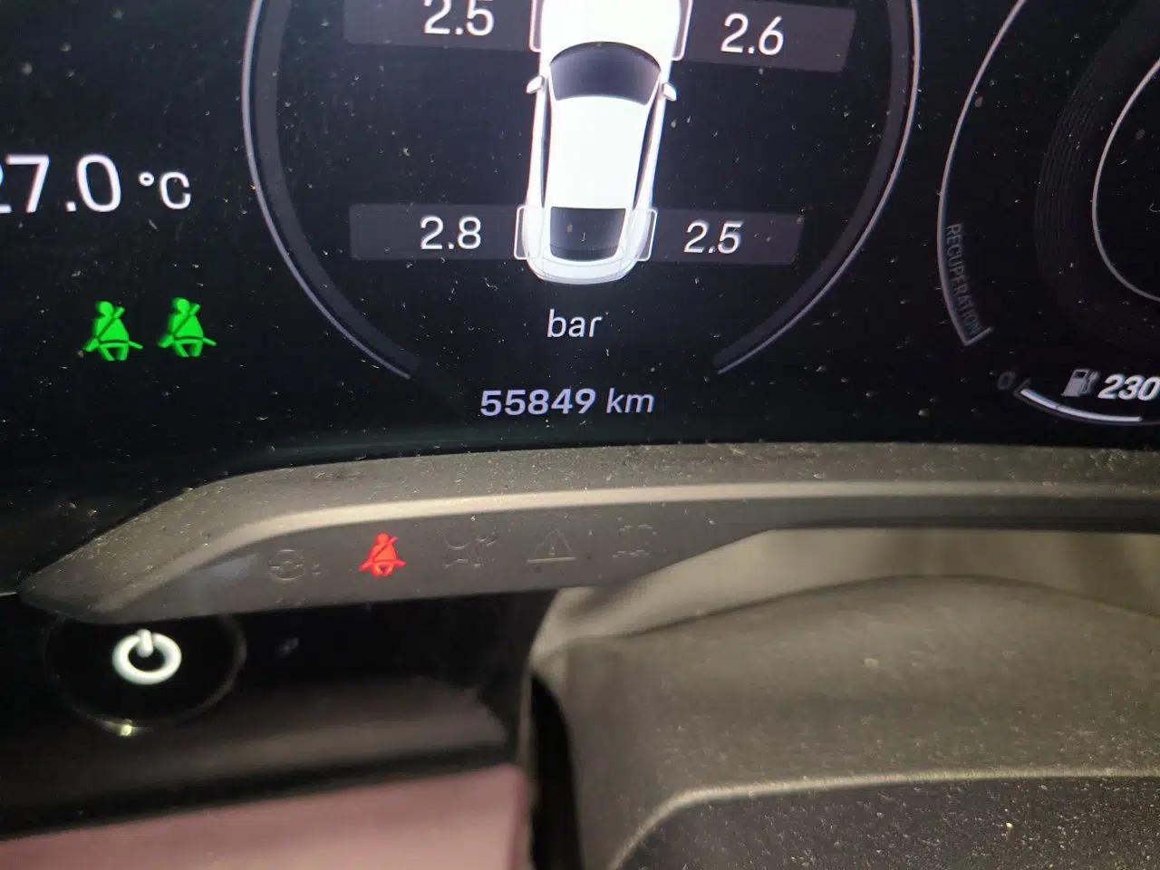 Porsche Taycan 2019 Taycan 4S — миниатюра 12