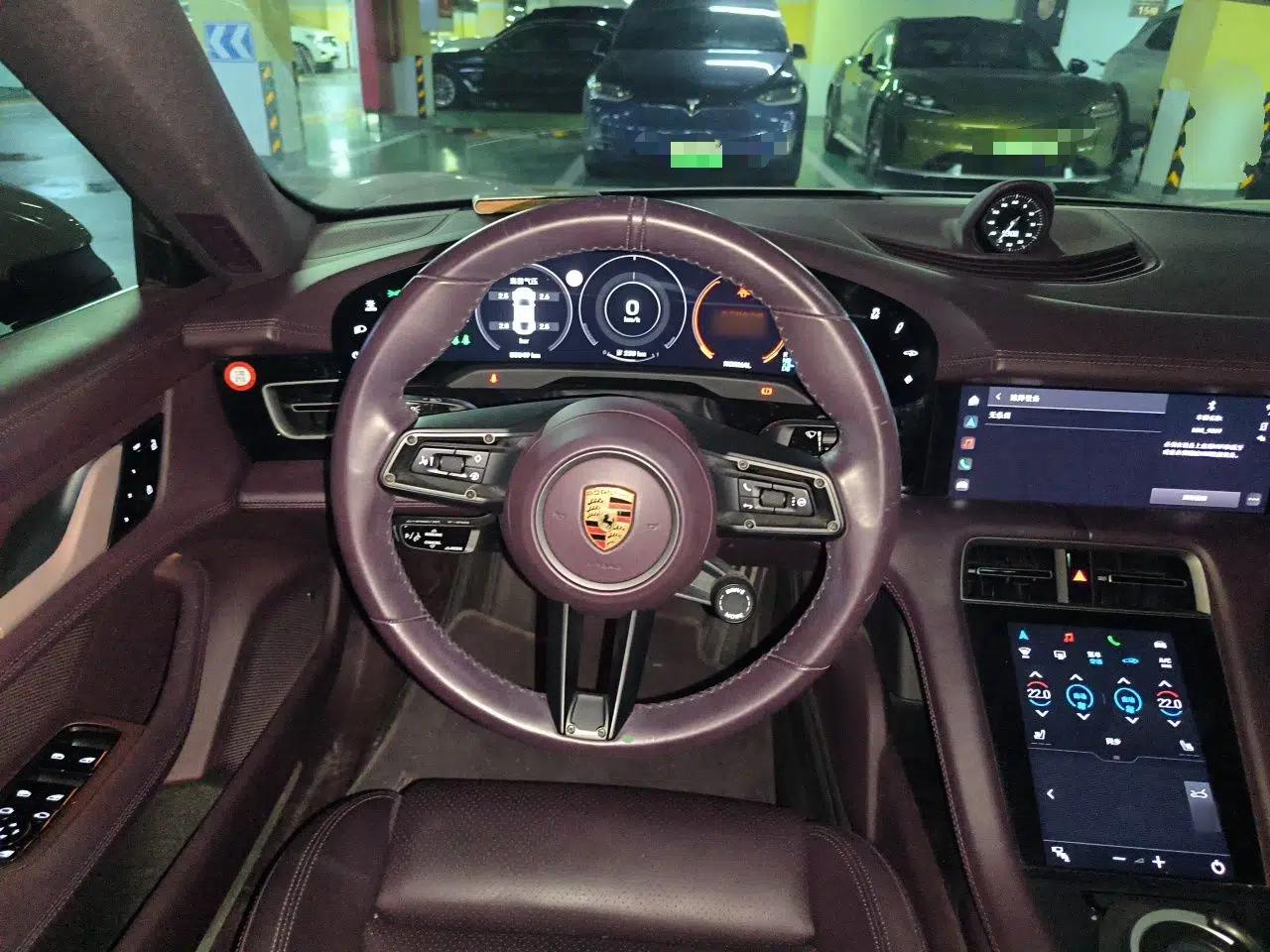 Porsche Taycan 2019 Taycan 4S — миниатюра 10