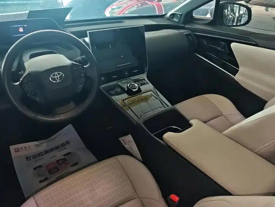GAC Toyota bZ4X 2022 X-MODE 4WD Ultra — миниатюра 12
