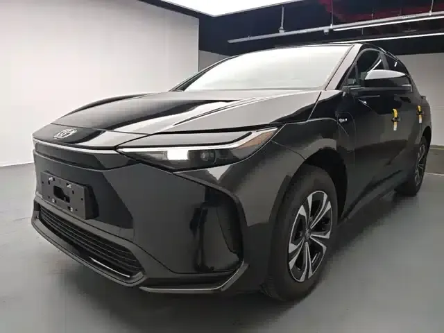 Platinum 4X 2025 Model 615 Air Edition