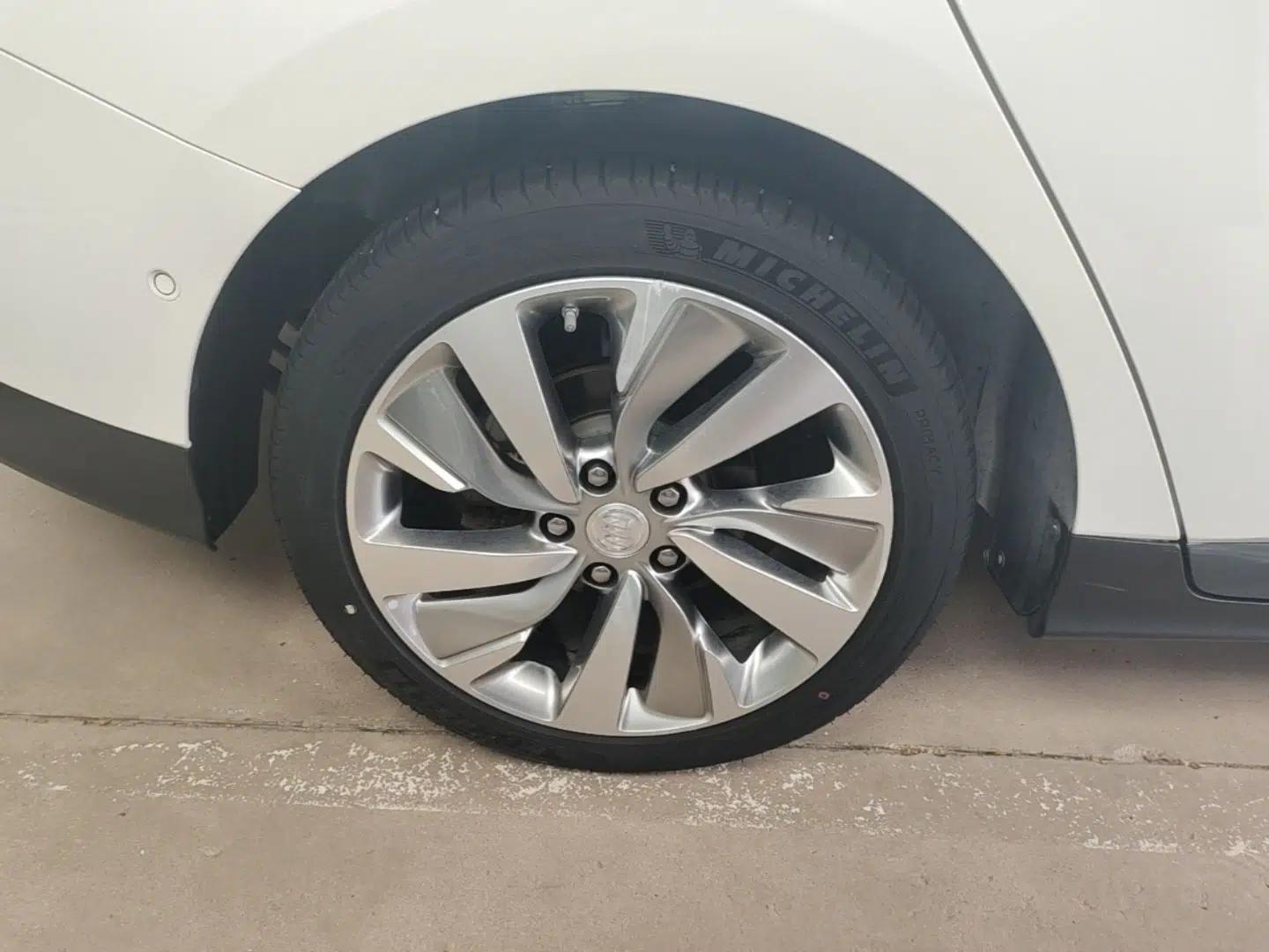 Buick Velite 6 2020 Plug-in Hybrid Connected Smart Model — миниатюра 11