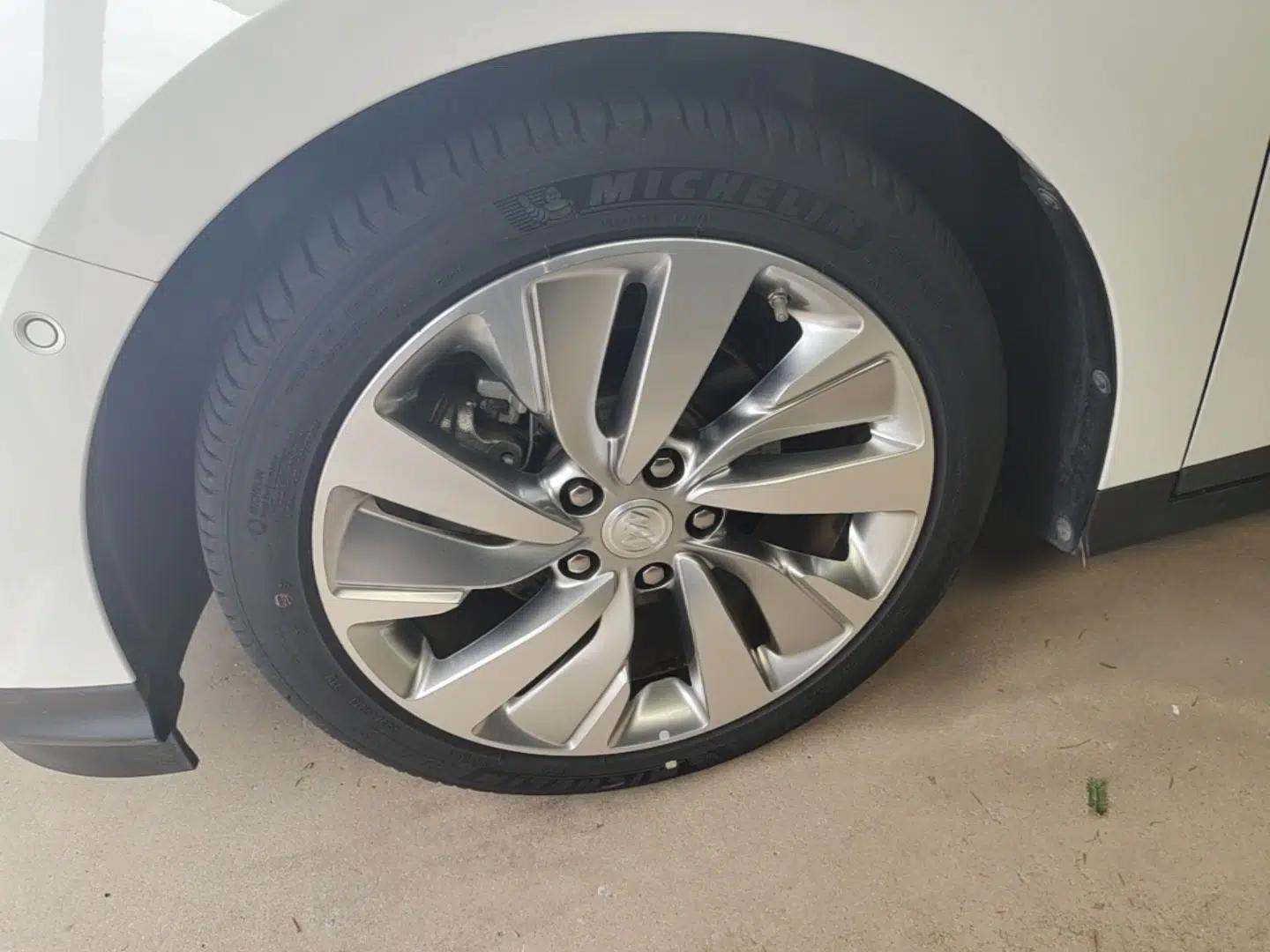 Buick Velite 6 2020 Plug-in Hybrid Connected Smart Model — миниатюра 15