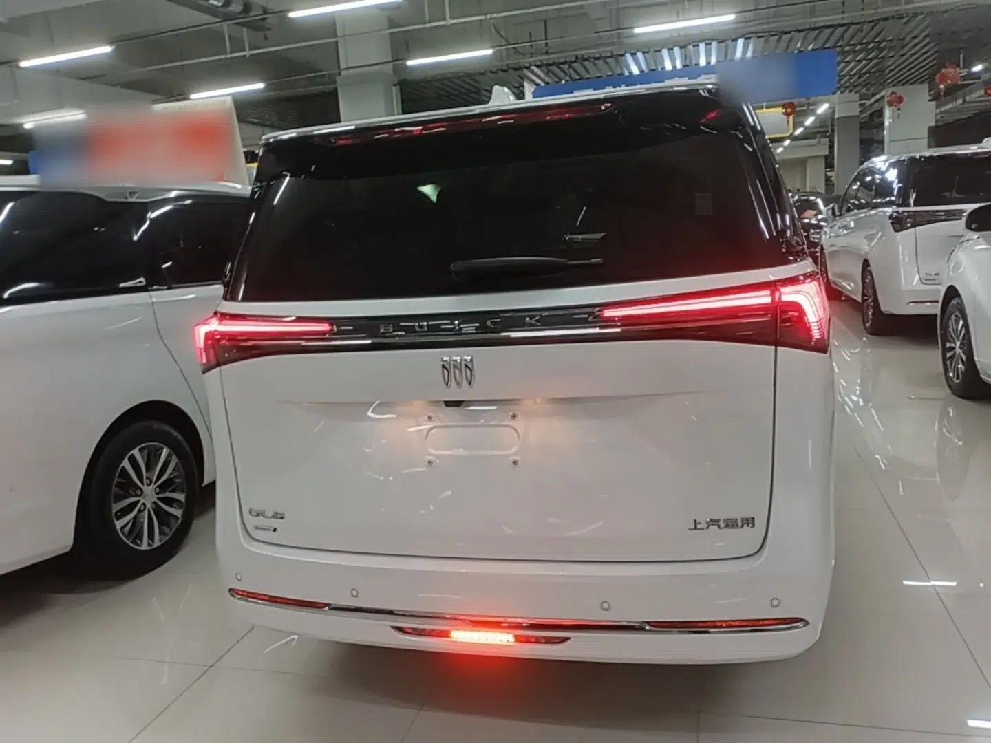 Buick GL8 New Energy 2025 Lu Shang Luxury Edition 7-Seater — миниатюра 5