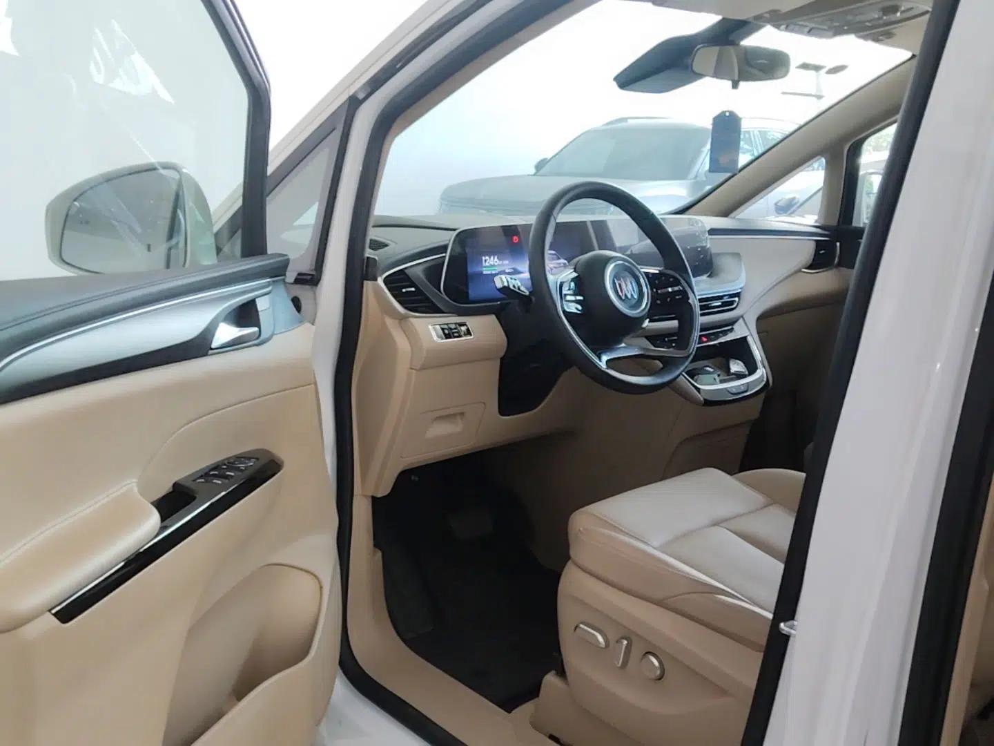 Buick GL8 New Energy 2025 Lu Shang Luxury Edition 7-Seater — миниатюра 18
