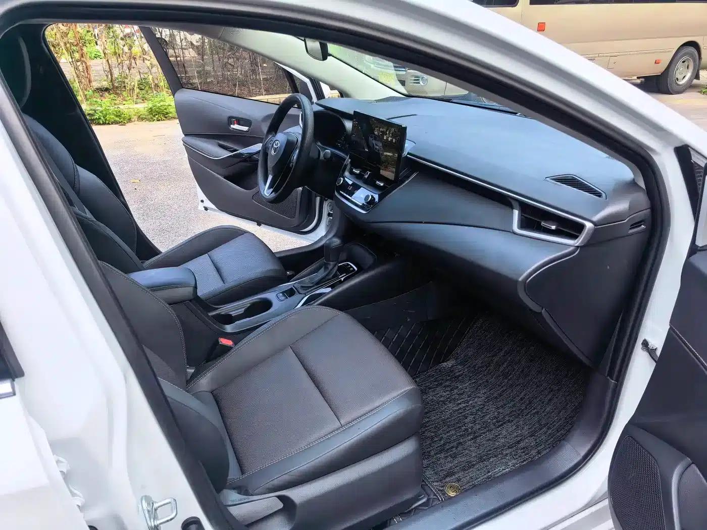 2023 Geely Lingshang Hybrid 2.0L Luxury Edition — миниатюра 11