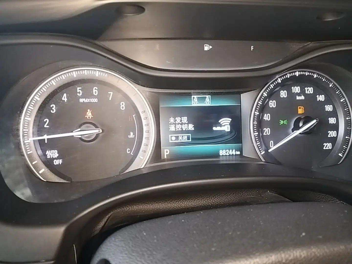 Buick GL6 2018 18T 6-Seater Prestige Model — миниатюра 14