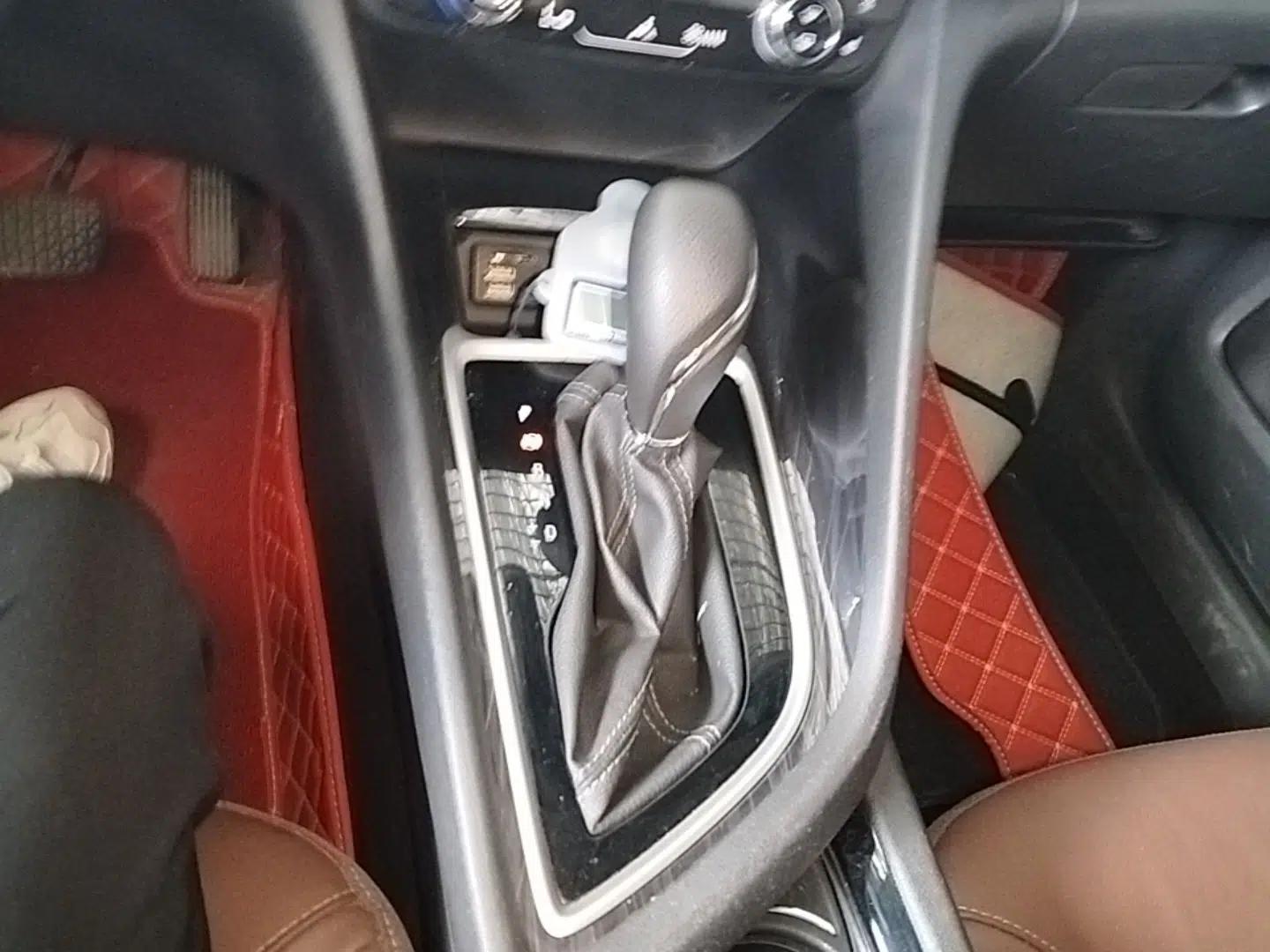Buick GL6 2018 18T 6-Seater Prestige Model — миниатюра 16