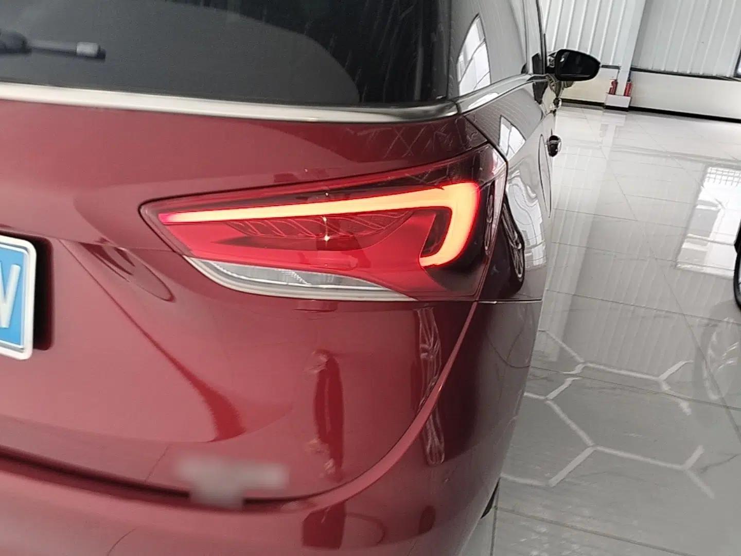 Buick GL6 2018 18T 6-Seater Prestige Model — миниатюра 9