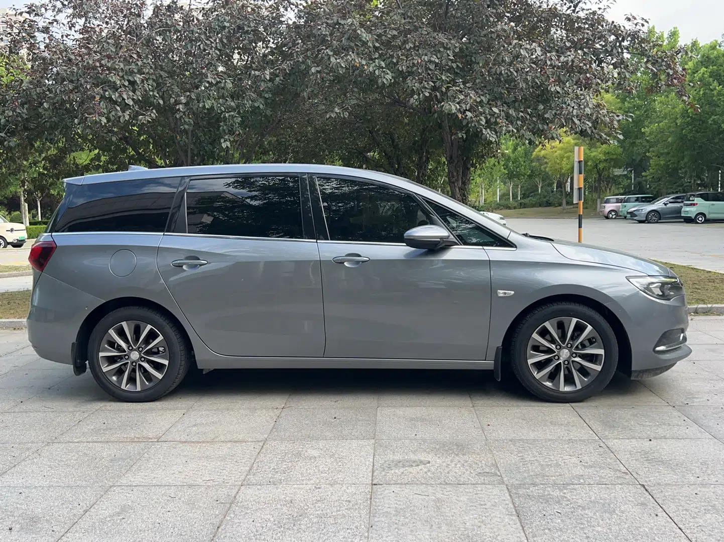 Buick GL6 2018 18T 6-Seater Prestige Model — миниатюра 4