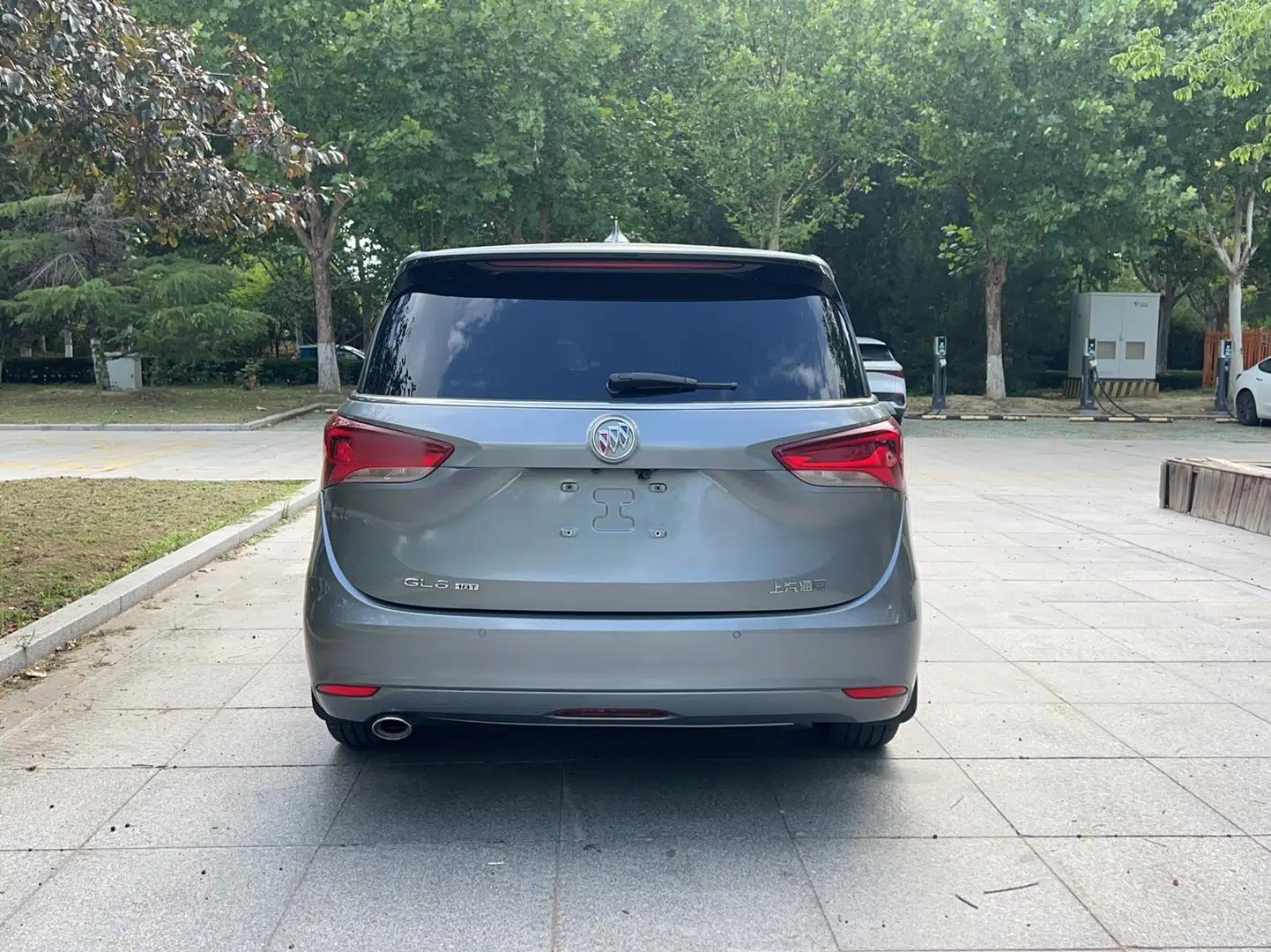 Buick GL6 2018 18T 6-Seater Prestige Model — миниатюра 6