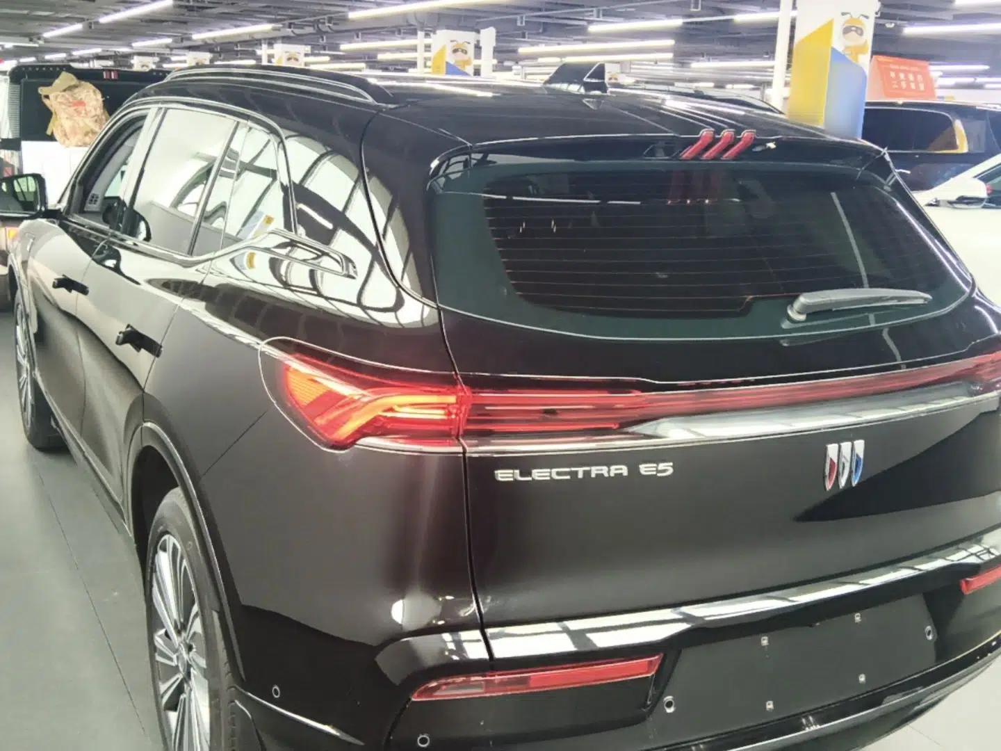 Buick E5 2023 Zhenxiang Standard Range Edition — миниатюра 4